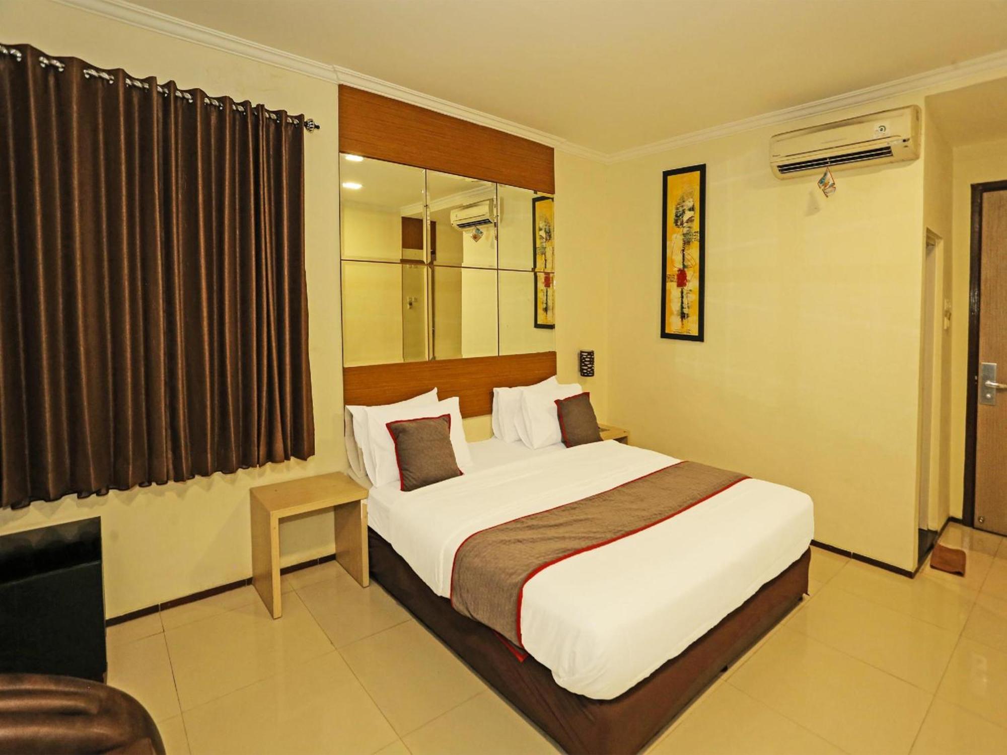 Super Oyo Townhouse Oak Hotel Fiducia Serpong Zewnętrze zdjęcie