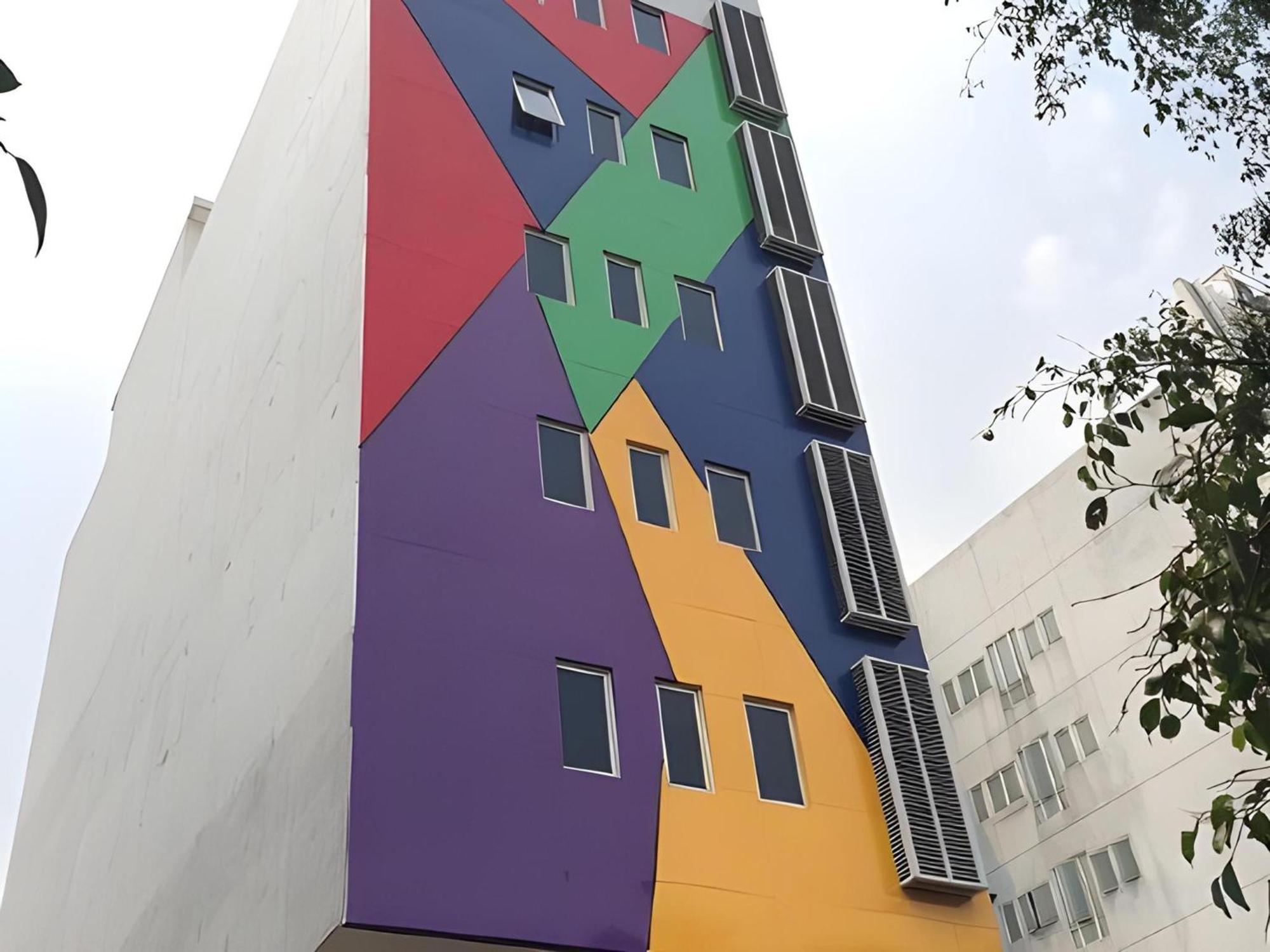 Super Oyo Townhouse Oak Hotel Fiducia Serpong Zewnętrze zdjęcie