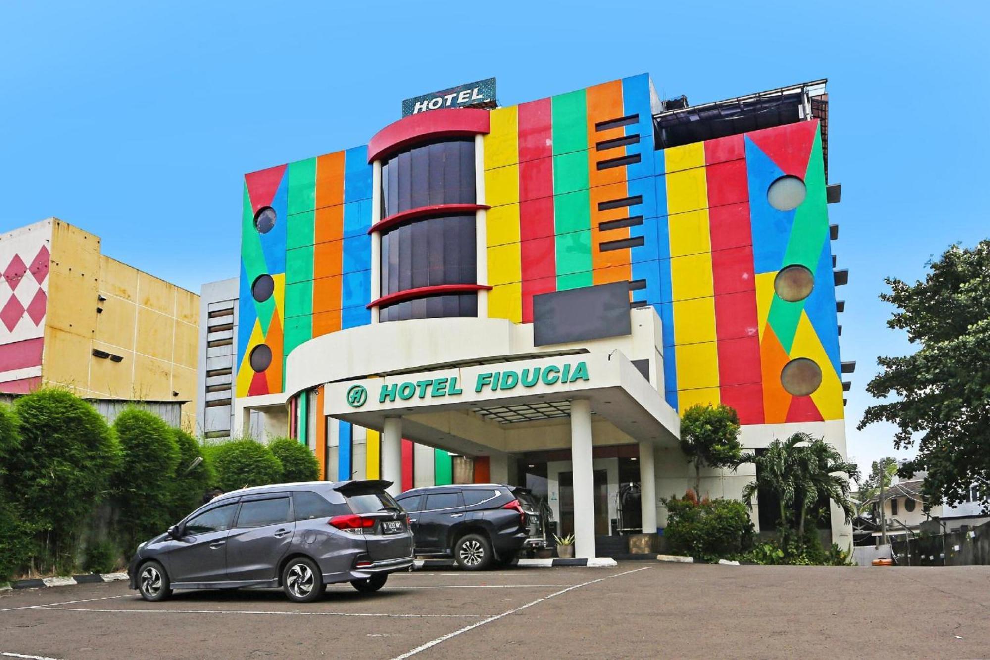 Super Oyo Townhouse Oak Hotel Fiducia Serpong Zewnętrze zdjęcie